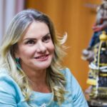 Presidente da AL-BA recebe alta hospitalar e continuará recuperação em casa.